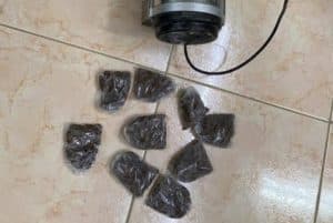 بلاغ مواطن يكشف عن وجود معمل لصناعة التنباك بوادي الدواسر