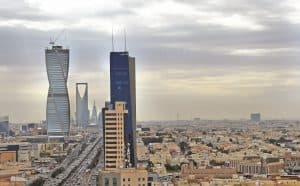 السماح لرحلات كافة الدول القادمة إلى الإمارات والمغادرة منها بعبور أجواء المملكة