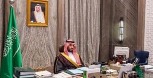 ولي العهد يهنئ الرئيس الجزائري بنجاح العملية الجراحية التي أجريت له