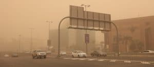 رياح مثيرة للغبار على الرياض و4 مناطق أخرى بالمملكة