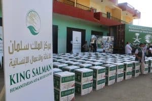 مركز الملك سلمان للإغاثة يوزع 45 طنًا من الأغذية للأسر المحتاجة في لبنان