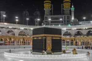 غدًا.. المسجد الحرام يستقبل المعتمرين وسط إجراءات احترازية