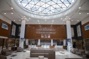 إنقاذ مريض من آثار” سيخين” حديد اخترقا جسده في “المستشفي السعودي الالماني بالرياض”