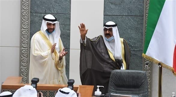 ولي عهد الكويت يؤدي اليمين الدستورية أمام أمير البلاد ومجلس الأمة