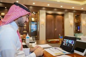 وزير الرياضة يلتقي سفير جمهورية كازاخستان لدى المملكة