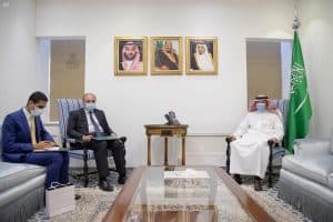 نائب وزير الخارجية يستقبل سفير مصر لدى المملكة