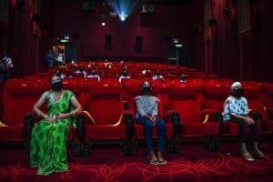 دور السينما تعيد فتح أبوابها في الهند
