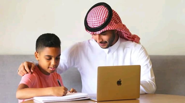 جهات عالمية تشيد بتجربة المملكة في “التعليم الإلكتروني” خلال جائحة كورونا