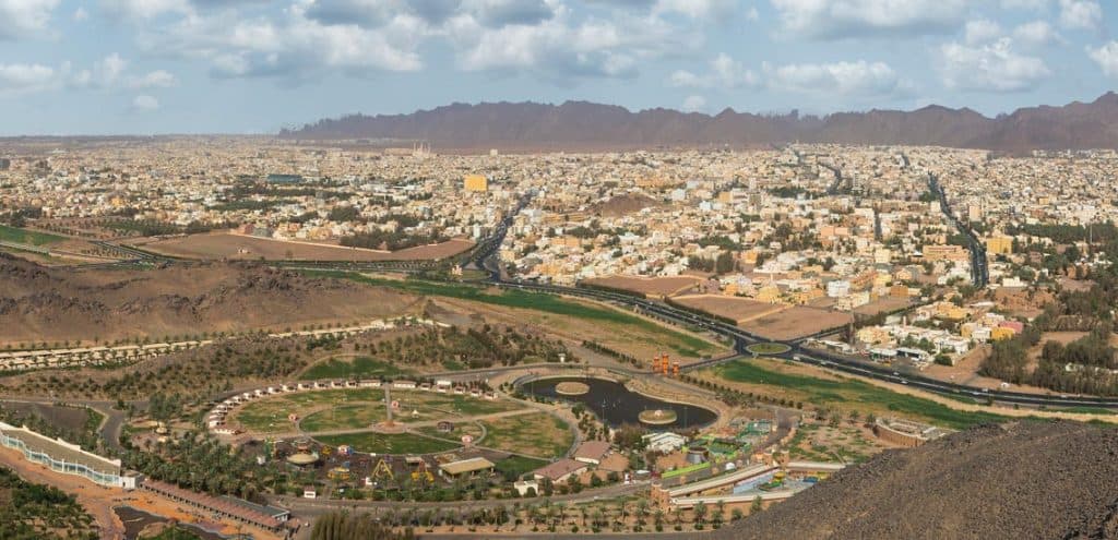 عقارات الدولة تستعيد 152 ألف متر في حائل