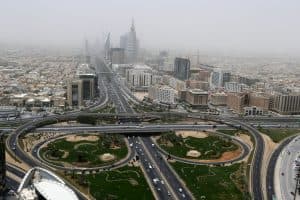 منع البيع داخل الحدائق في الرياض.. وتشديد الرقابة على الأسواق والمراكز التجارية