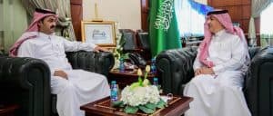 محافظ عنيزة يستقبل رئيس البلدية الجديد