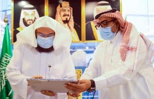 الرئيس العام لشؤون الحرمين يدشن مبادرة “معتمرون”