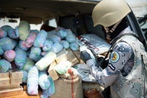 حرس الحدود يحبط تهريب 2.5 طن قات في جازان