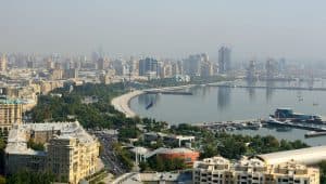 السفارة الأميركية في أذربيجان تتلقى معلومات عن تهديدات بهجمات وعمليات خطف