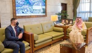أمير الرياض يستقبل سفير نيوزلندا في المملكة