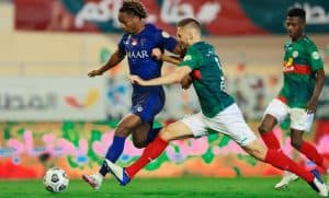 الهلال يتخطى الاتفاق ويتصدر مؤقتاً