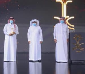 وزير الإعلام يكرِّم الفائزين بـ “جائزة التميّز الإعلامي”