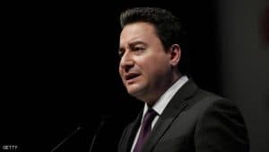باباجان مخاطبا إردوغان: تركيا أكبر منك ومن حزبك