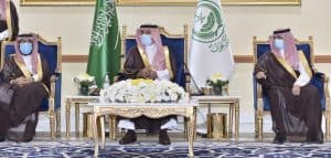أمير نجران يلتقي بمجلسه الأسبوعي إعلاميي المنطقة