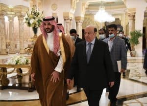 الرئيس اليمني يستقبل نائب وزير الدفاع السعودي