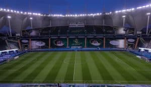 درة الملاعب كما بدا قبل النهائي المرتقب