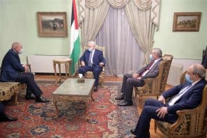 أبو الغيط وعباس يبحثان في القاهرة تطورات القضية الفلسطينية
