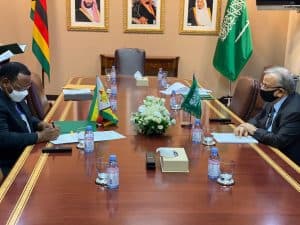 المملكة توقع اتفاقية إقامة علاقات دبلوماسية مع زيمبابوي