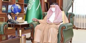 أمير جازان يوجِّه بمتابعة تنفيذ الإجراءات الاحترازية وتفعيل تطبيق”توكلنا”