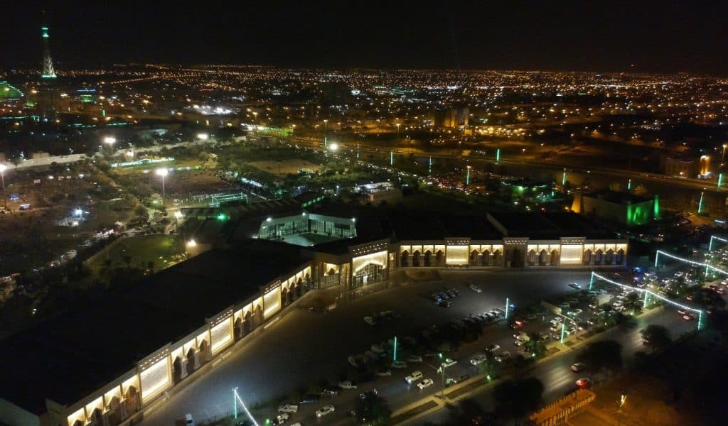 فرع النيابة العامة بالقصيم يطلق سراح 26 نزيلًا بالعفو الملكي