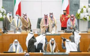 أمير الكويت يفتتح دور الفصل التشريعي الـ16 لمجلس الأمة