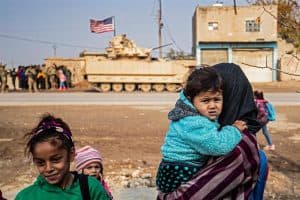 ألمانيا وفنلندا تعيدان نساءً وأطفالاً من شمال سوريا