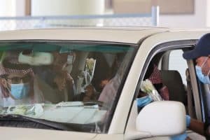 الجمارك السعودية تستقبل القادمين عبر منفذ سلوى
