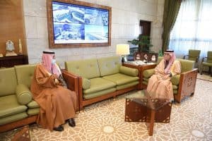 أمير الرياض يستقبل محافظ الهيئة السعودية للمواصفات