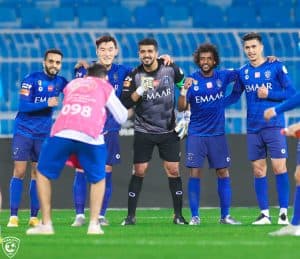 الهلال يكسب التعاون بهدفي غوميز و فييتو