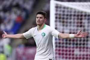 الهلال يدعم هجومه بالحمدان