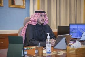 أمير الجوف يشدّد على متابعة تطبيق إجراءات الوقاية من كورونا ورصد المخالفات