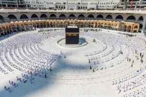 تفويج 7.5 مليون معتمر ومصلٍ منذ عودة العمرة والصلاة بالمسجد الحرام