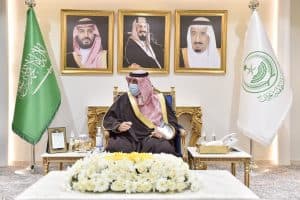 أمير نجران يؤكد أهمية تطبيق الإجراءات الوقائية