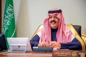 أمير حائل يرأس اجتماع مسؤولي الإدارات الخدمية والأمنية بالمنطقة