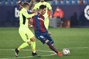 ليفانتي يحرم أتلتيكو مدريد من الابتعاد 8 نقاط في الصدارة