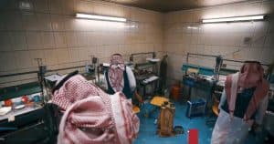ضبط عمالة مخالفة تصنع الذهب بمنزل سكني في الرياض