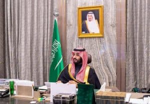 ولي العهد يتلقى اتصالاً هاتفياً من وزير الدفاع الأمريكي