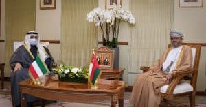 وزير الخارجية العُماني يبحث مع نظيره الكويتي تعزيز العمل الخليجي المشترك