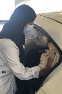 الصحة تدشن خدمة لقاح كورونا داخل السيارة