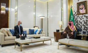 وزير الداخلية يستقبل سفير اليابان لدى المملكة