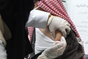 الصحة تسجل 904 إصابات مؤكدة بكورونا.. وشفاء 540 حالة