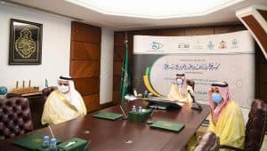 أمير الشرقية يدشن حملة إزالة الأنقاض بحاضرة الدمام