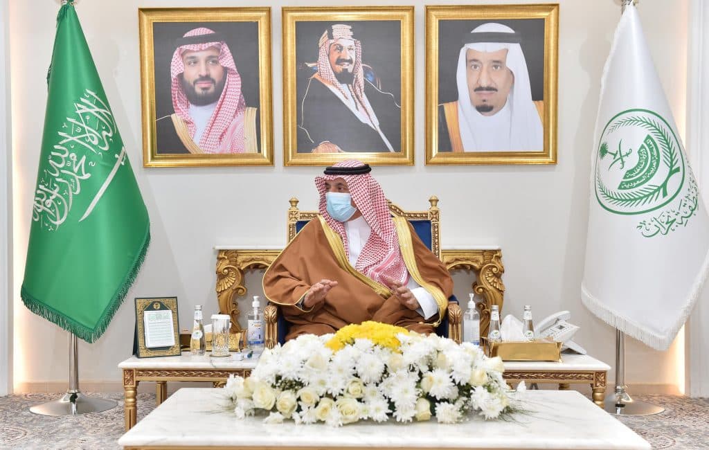 أمير نجران يستقبل رئيس مجلس إدارة الغرفة التجارية بالمنطقة