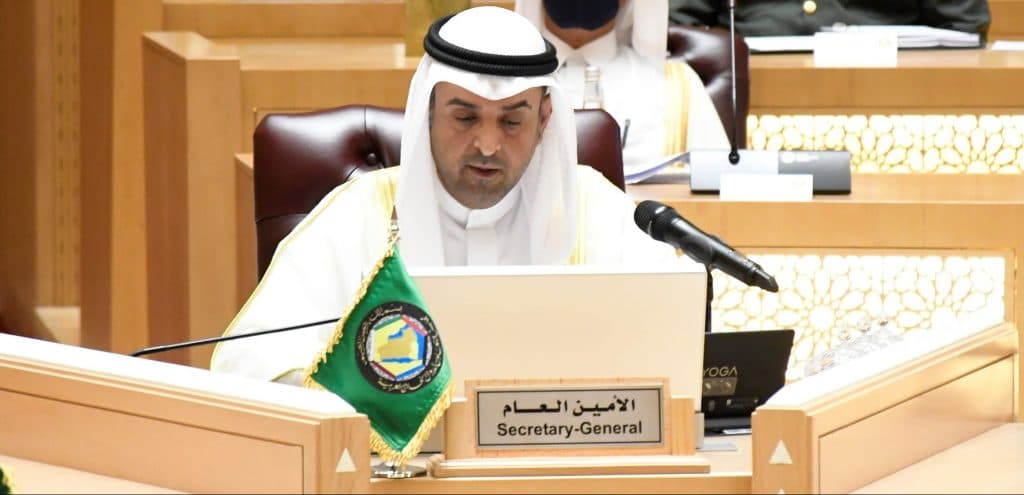 الأمين العام لمجلس التعاون يدعو المجتمع الدولي للضغط على ميليشيا الحوثي لتفادي كارثة خزّان “صافر” وسلامة وحرية الملاحة