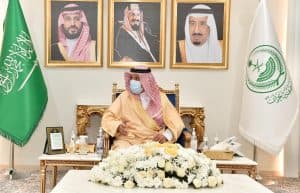 أمير نجران يطلع على تقرير الخطوط السعودية حول زيادة الرحلات عبر مطار شرورة